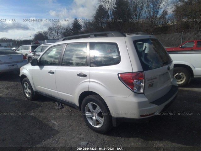 Photo 2 VIN: JF2SHABC3CH402696 - SUBARU FORESTER 