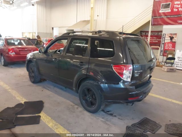 Photo 2 VIN: JF2SHABC3CH403234 - SUBARU FORESTER 