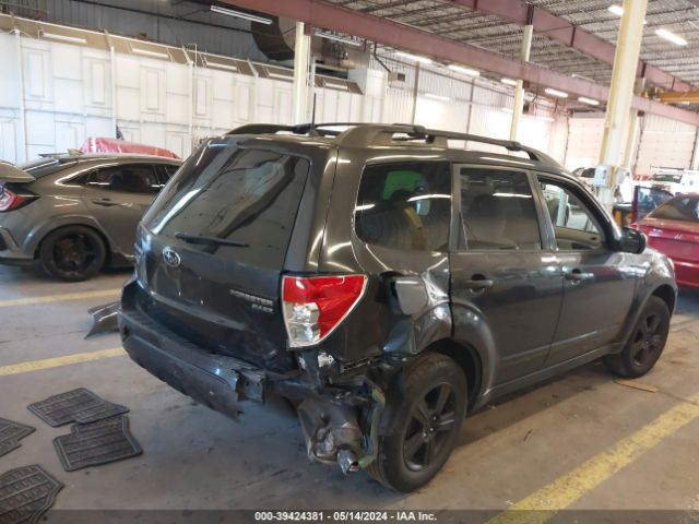 Photo 3 VIN: JF2SHABC3CH403234 - SUBARU FORESTER 