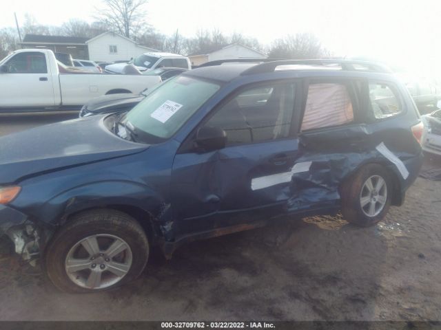 Photo 5 VIN: JF2SHABC4CH446321 - SUBARU FORESTER 