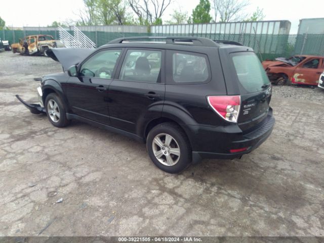 Photo 2 VIN: JF2SHABC5BH772921 - SUBARU FORESTER 