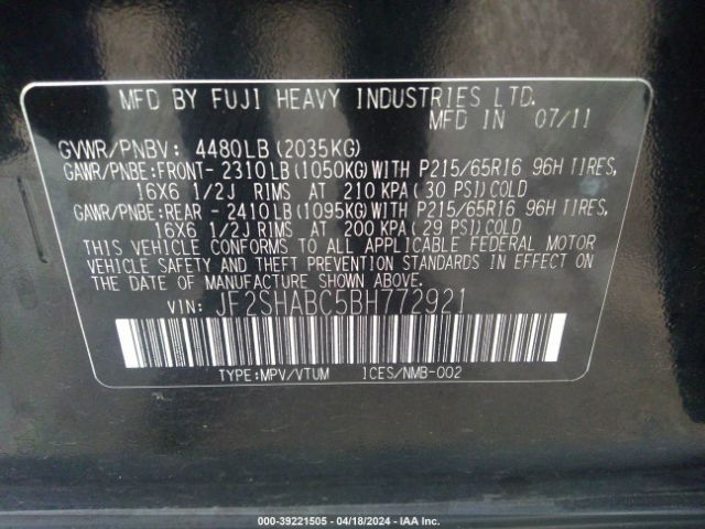 Photo 8 VIN: JF2SHABC5BH772921 - SUBARU FORESTER 