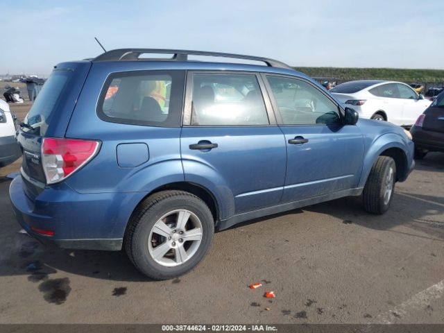 Photo 3 VIN: JF2SHABC6BG734555 - SUBARU FORESTER 