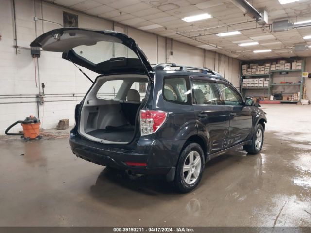 Photo 3 VIN: JF2SHABC7CH421378 - SUBARU FORESTER 