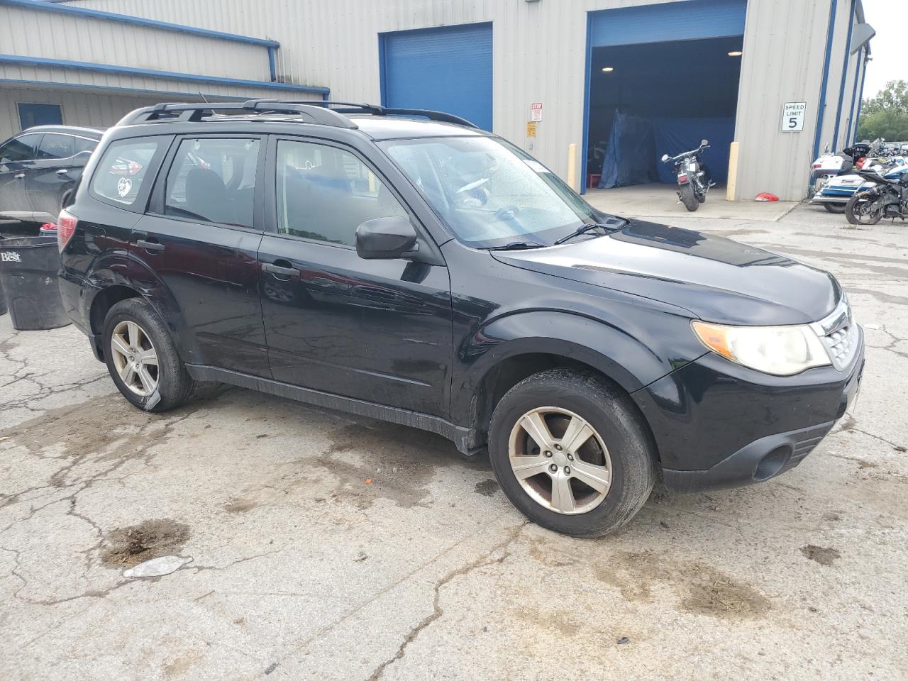 Photo 3 VIN: JF2SHABC7DH436108 - SUBARU FORESTER 