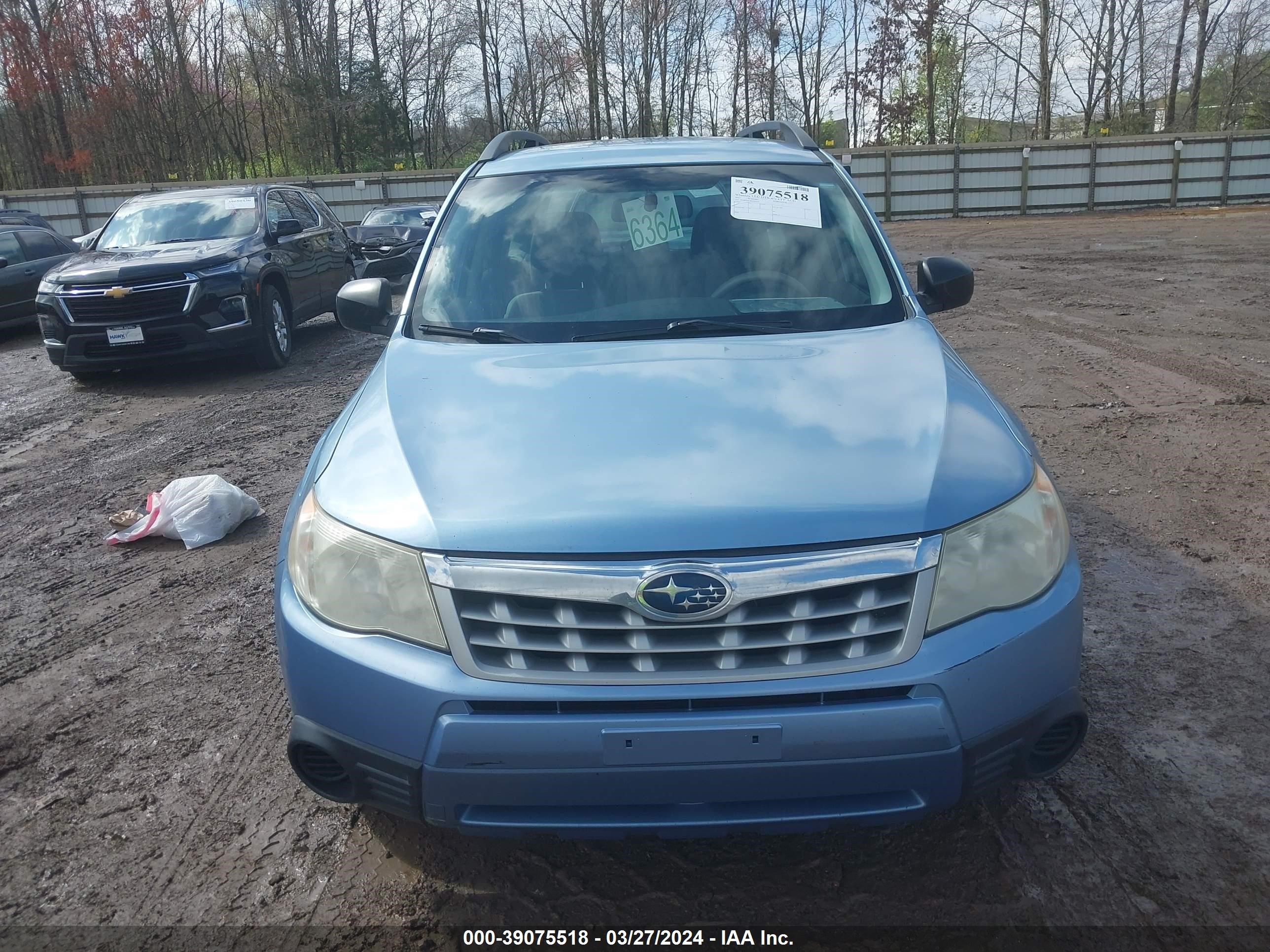 Photo 5 VIN: JF2SHABC8BH781077 - SUBARU FORESTER 