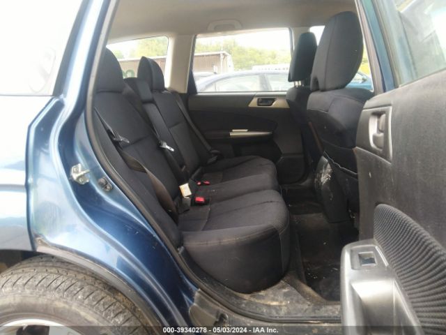 Photo 7 VIN: JF2SHABC8CH435094 - SUBARU FORESTER 