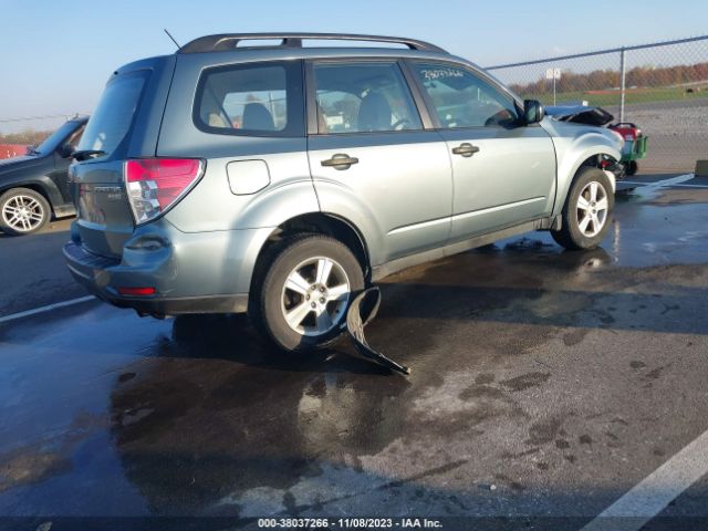 Photo 3 VIN: JF2SHABC8DH411623 - SUBARU FORESTER 