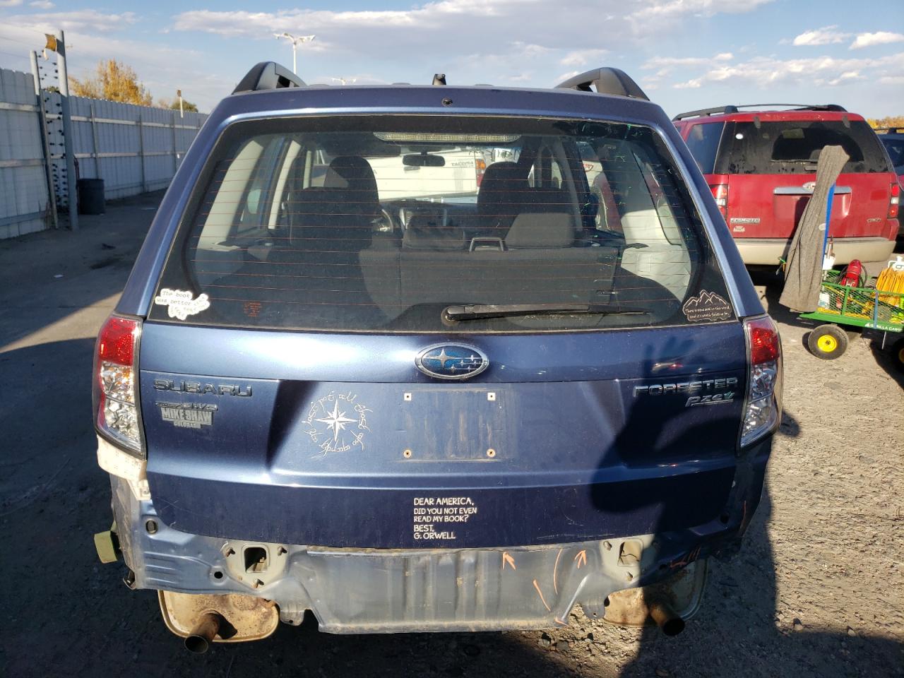 Photo 5 VIN: JF2SHABC9BH701883 - SUBARU FORESTER 