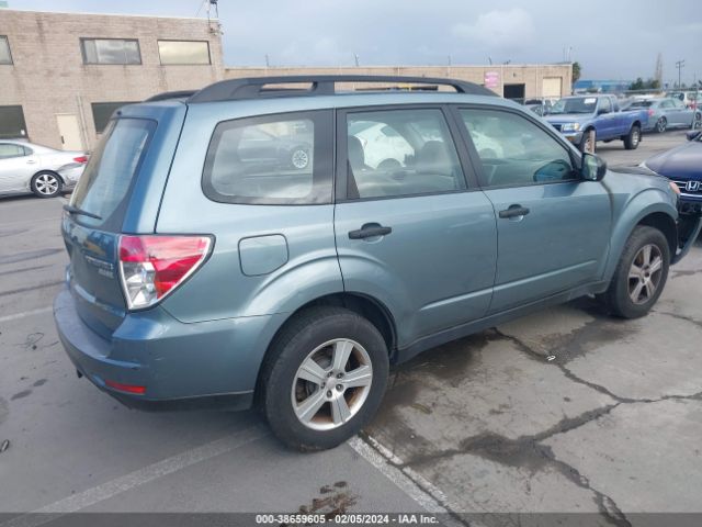 Photo 3 VIN: JF2SHABC9CH428543 - SUBARU FORESTER 