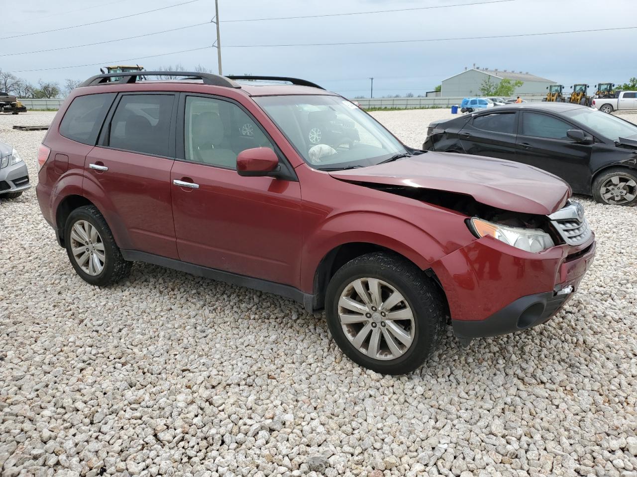 Photo 3 VIN: JF2SHACC0DH416121 - SUBARU FORESTER 