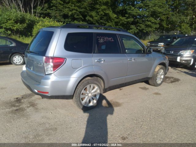 Photo 3 VIN: JF2SHADC0CH425222 - SUBARU FORESTER 