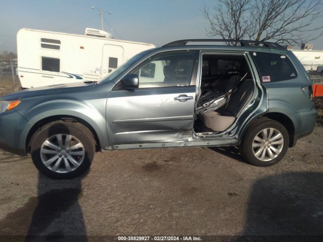 Photo 5 VIN: JF2SHADC1BH742778 - SUBARU FORESTER 