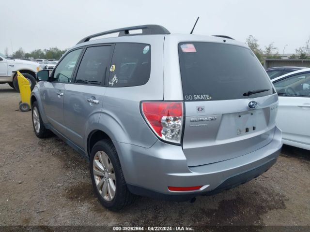 Photo 5 VIN: JF2SHADC1DH403909 - SUBARU FORESTER 