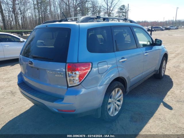 Photo 3 VIN: JF2SHADC3CG406623 - SUBARU FORESTER 