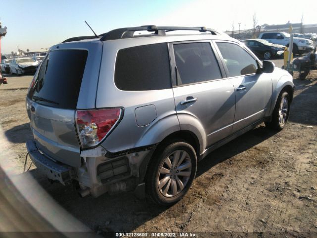 Photo 3 VIN: JF2SHADC3CG466899 - SUBARU FORESTER 