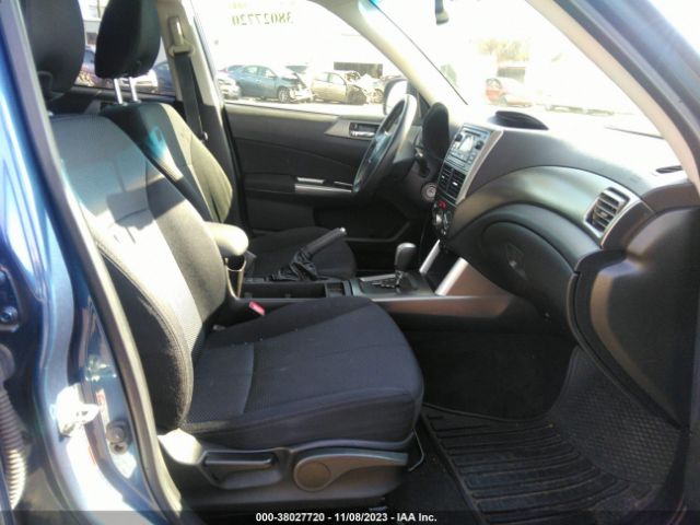 Photo 4 VIN: JF2SHADC3CH433511 - SUBARU FORESTER 