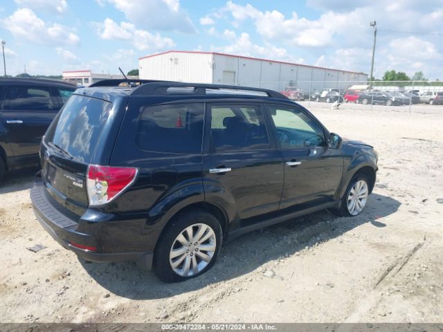 Photo 3 VIN: JF2SHADC3DH400820 - SUBARU FORESTER 