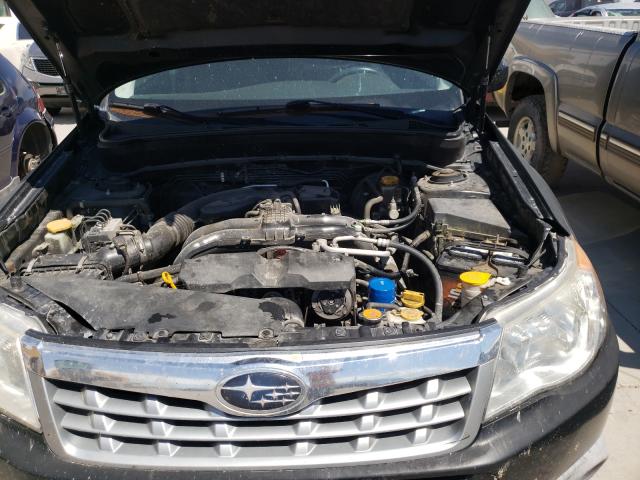 Photo 6 VIN: JF2SHADC4CH402512 - SUBARU FORESTER 