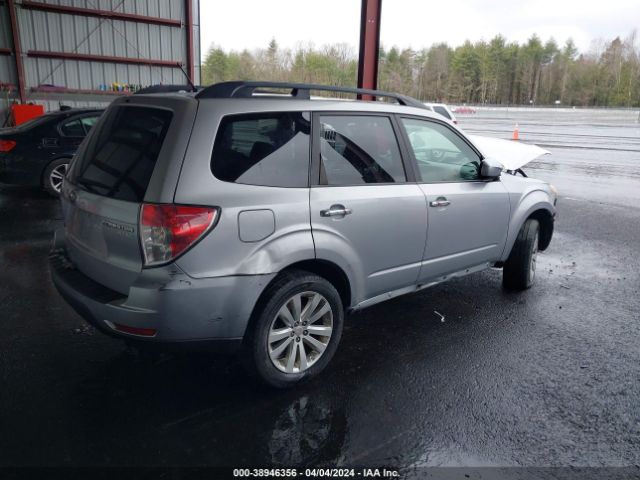 Photo 3 VIN: JF2SHADC4CH410108 - SUBARU FORESTER 