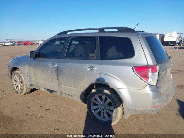 Photo 2 VIN: JF2SHADC5BH777890 - SUBARU FORESTER 