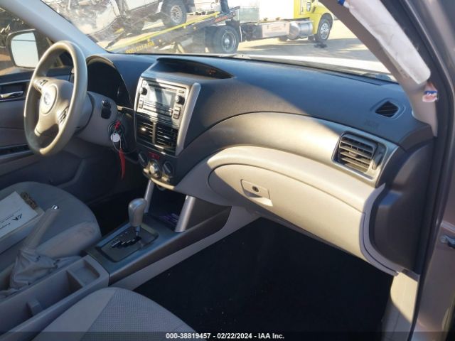 Photo 4 VIN: JF2SHADC5BH777890 - SUBARU FORESTER 