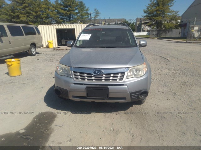 Photo 5 VIN: JF2SHADC5CH405015 - SUBARU FORESTER 