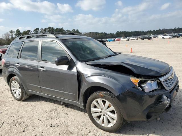 Photo 3 VIN: JF2SHADC6DH403923 - SUBARU FORESTER 