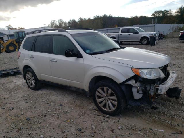 Photo 3 VIN: JF2SHADC6DH404585 - SUBARU FORESTER 