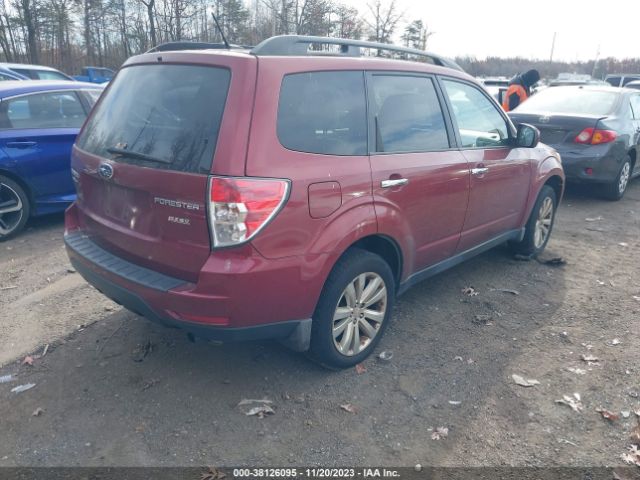 Photo 3 VIN: JF2SHADC8CH425341 - SUBARU FORESTER 