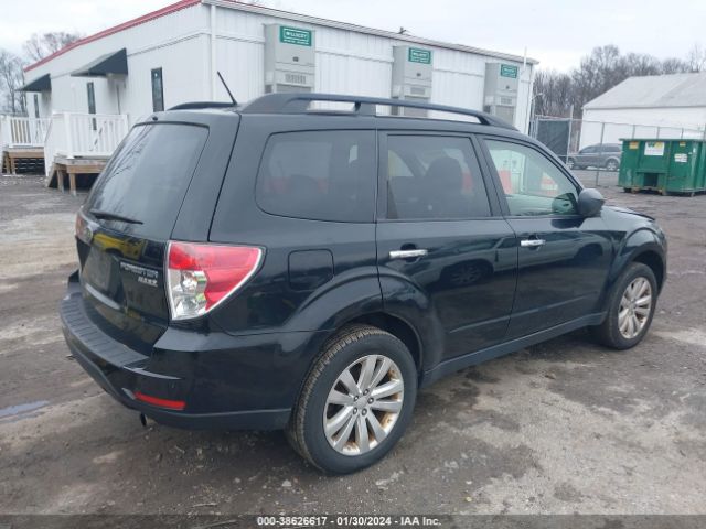 Photo 3 VIN: JF2SHADC8DH426488 - SUBARU FORESTER 