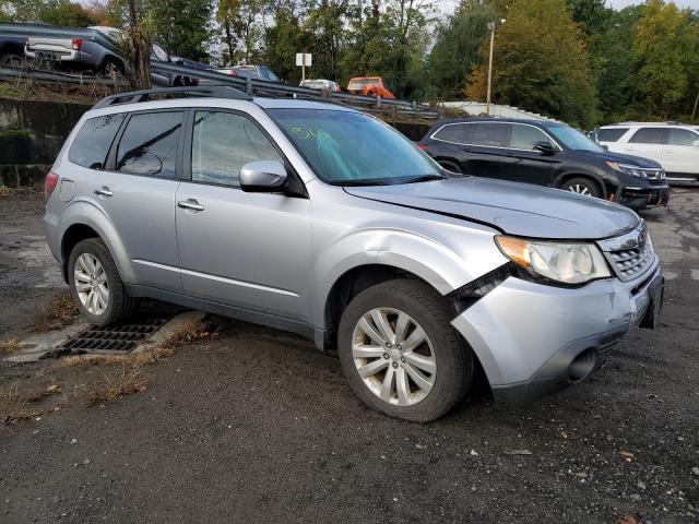 Photo 3 VIN: JF2SHADC9DH437483 - SUBARU FORESTER 