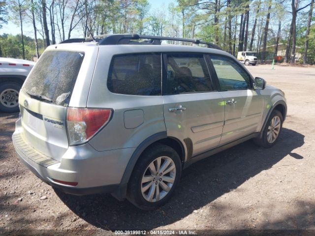 Photo 3 VIN: JF2SHADCXBH705681 - SUBARU FORESTER 