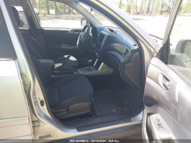 Photo 4 VIN: JF2SHADCXBH705681 - SUBARU FORESTER 