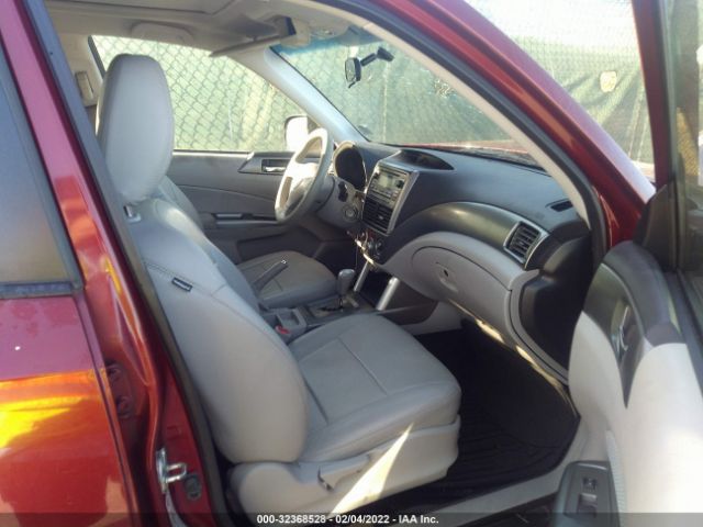 Photo 4 VIN: JF2SHADCXBH713781 - SUBARU FORESTER 