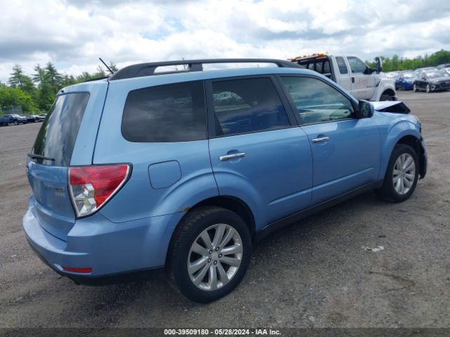 Photo 3 VIN: JF2SHADCXCH418701 - SUBARU FORESTER 