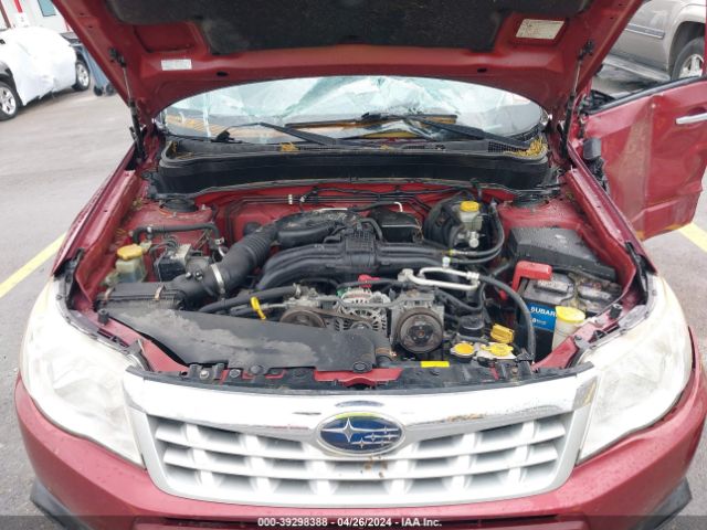 Photo 9 VIN: JF2SHADCXCH420397 - SUBARU FORESTER 