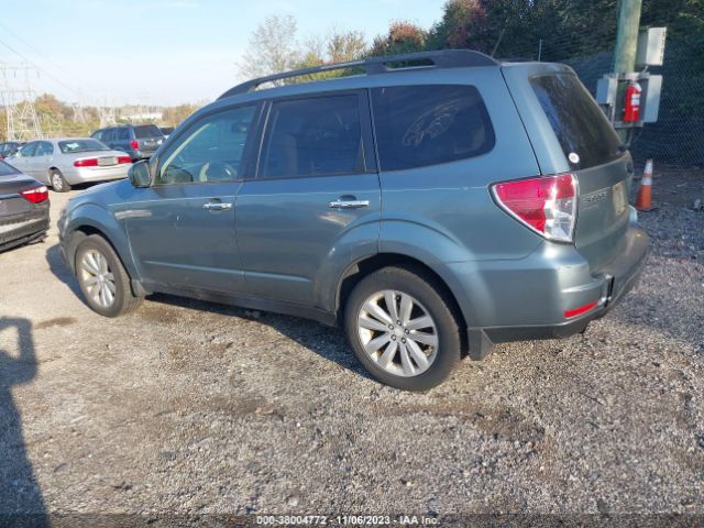 Photo 2 VIN: JF2SHADCXCH443307 - SUBARU FORESTER 