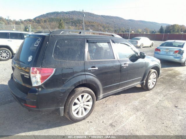 Photo 3 VIN: JF2SHAEC0CH437336 - SUBARU FORESTER 