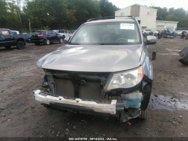 Photo 5 VIN: JF2SHAEC2BH777778 - SUBARU FORESTER 