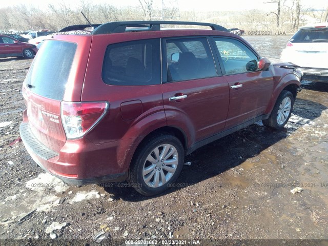 Photo 3 VIN: JF2SHAEC2DH439428 - SUBARU FORESTER 