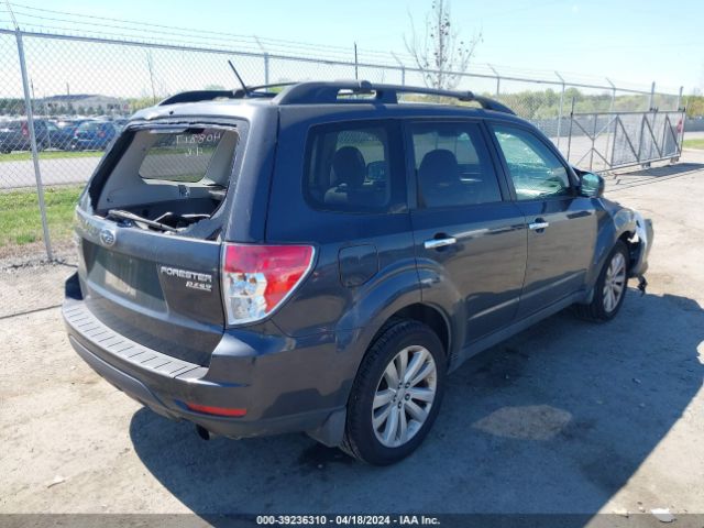 Photo 3 VIN: JF2SHAEC4CH458612 - SUBARU FORESTER 