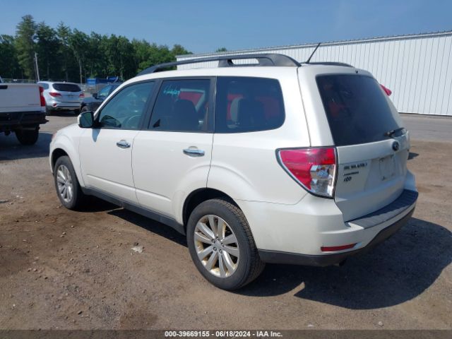 Photo 2 VIN: JF2SHAEC4CH469044 - SUBARU FORESTER 