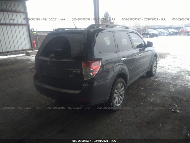 Photo 3 VIN: JF2SHAEC4DH428981 - SUBARU FORESTER 