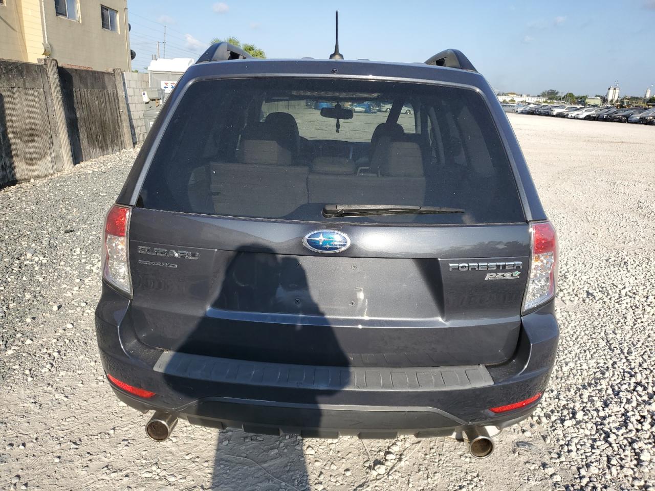 Photo 5 VIN: JF2SHAEC7BH760894 - SUBARU FORESTER 