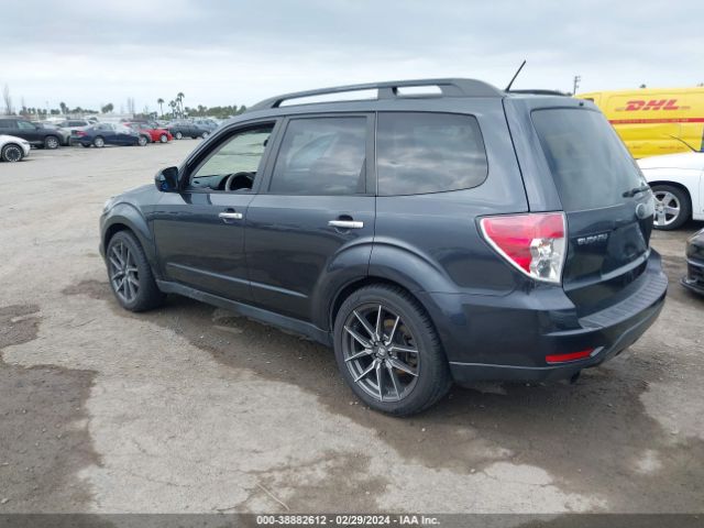 Photo 2 VIN: JF2SHAEC9CH460100 - SUBARU FORESTER 