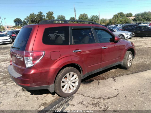 Photo 3 VIN: JF2SHAECXCH401329 - SUBARU FORESTER 