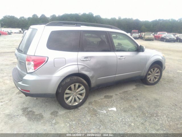 Photo 3 VIN: JF2SHAECXCH447551 - SUBARU FORESTER 