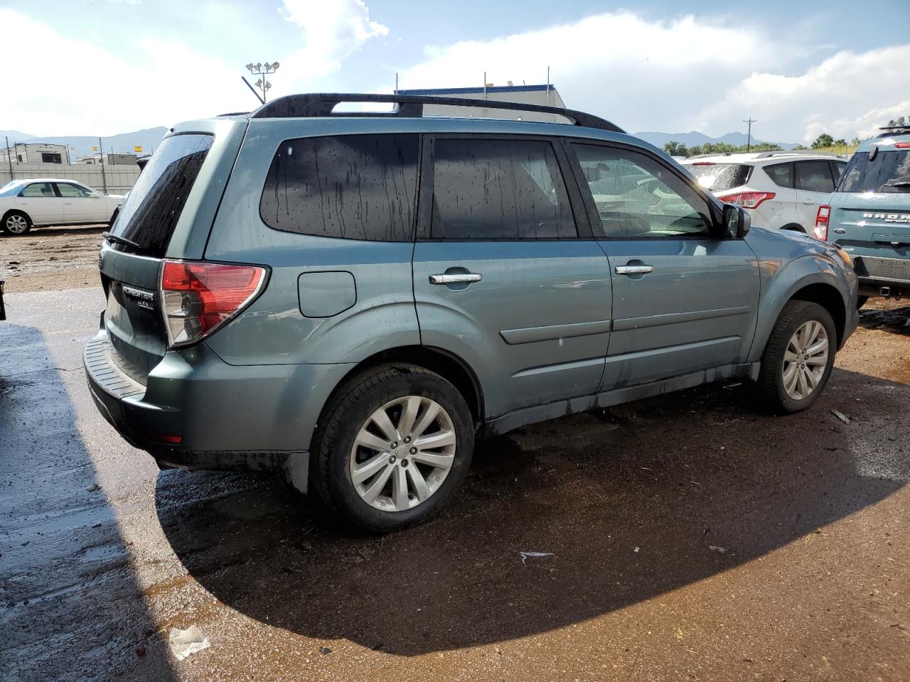 Photo 2 VIN: JF2SHAECXCH462471 - SUBARU FORESTER 