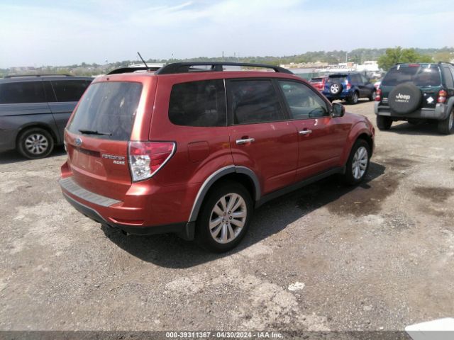 Photo 3 VIN: JF2SHAFC6BH717923 - SUBARU FORESTER 